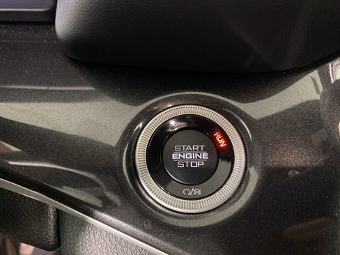 Used 2023 Jeep Grand Cherokee Altitude image 6