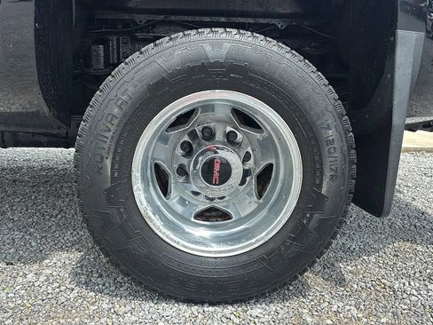 Used 2019 GMC Sierra 3500 Denali AWD/4WD image 2