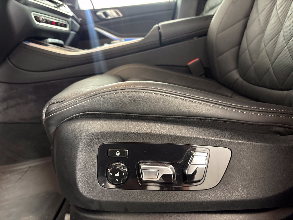 Certified 2026 BMW X5 xDrive50e w/ M Sport Package AWD/4WD image 28
