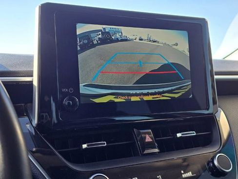 Used 2024 Toyota Corolla XLE FWD image 22