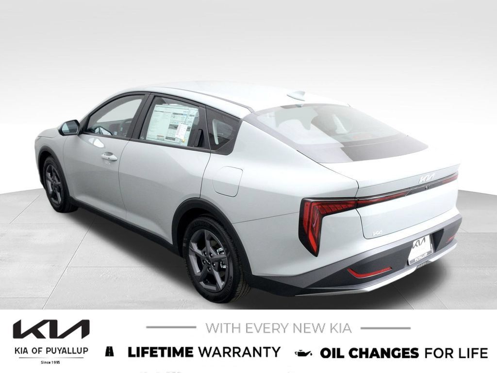 New 2026 Kia K4 FWD image 7