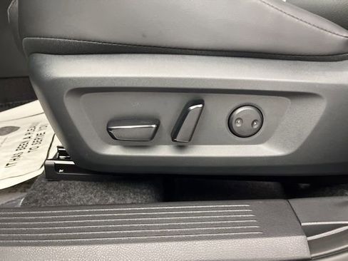 New 2026 Nissan Rogue SV image 33