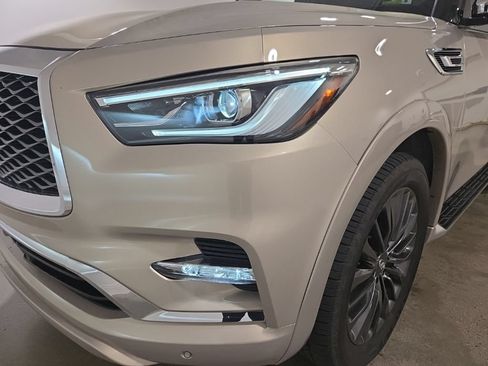 Used 2023 INFINITI QX80 Sensory w/ Cargo Package AWD/4WD image 11