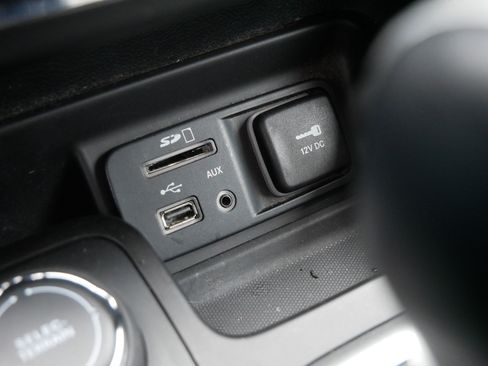 Certified 2018 Jeep Cherokee Latitude Plus w/ Cold Weather Group image 28