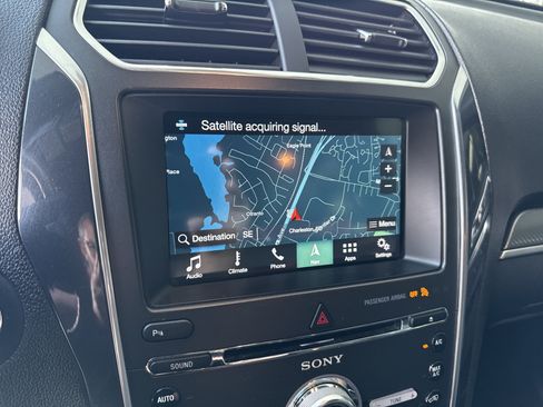 Used 2018 Ford Explorer Sport AWD/4WD image 23