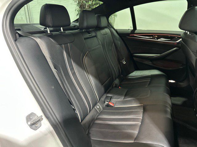Used 2018 BMW 540i RWD image 49