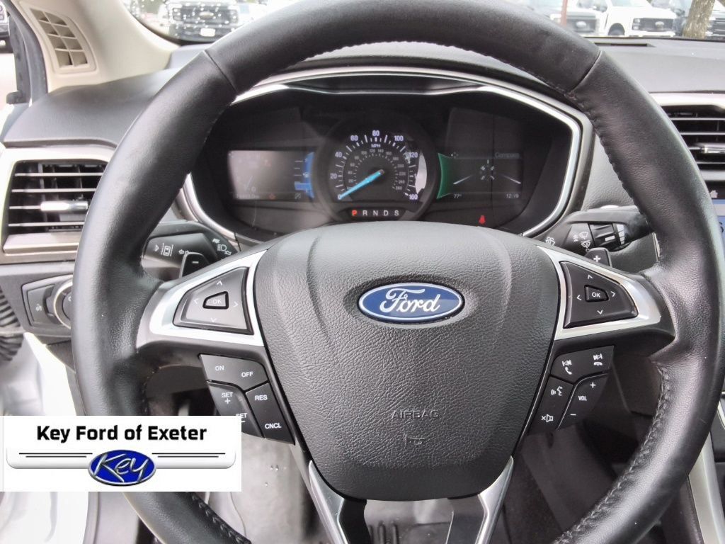 Used 2019 Ford Fusion SEL FWD image 29