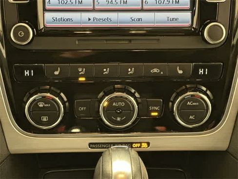 Used 2012 Volkswagen Passat 2.5 SE image 12