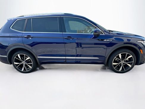 Used 2024 Volkswagen Tiguan SEL R-Line w/ MDO Package, Two-Row AWD/4WD image 4