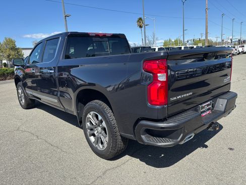 Used 2024 Chevrolet Silverado 1500 High Country AWD/4WD image 7