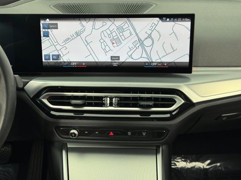 Used 2023 BMW i4 eDrive40 w/ Premium Package image 23