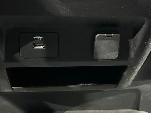 Used 2019 Ford F150 XL w/ Equipment Group 101A Mid RWD image 59