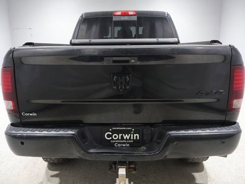Used 2017 RAM 3500 Laramie w/ Sport Appearance Group AWD/4WD image 3