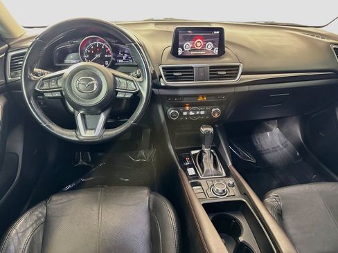 Used 2018 MAZDA MAZDA3 Grand Touring w/ Premium Equipment Package FWD image 17