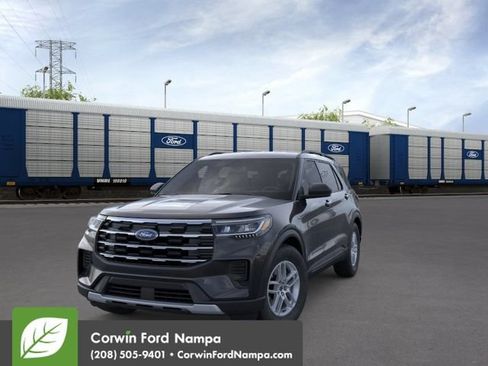 New 2026 Ford Explorer Active AWD/4WD image 3