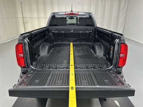 Used 2020 Chevrolet Colorado LT w/ Luxury Package image 22
