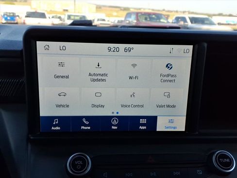 Used 2023 Ford Maverick Lariat w/ Lariat Luxury Package image 11