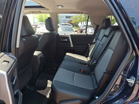 Used 2024 Toyota 4Runner SR5 Premium w/ Moonroof Package AWD/4WD image 10