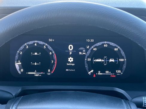 Used 2024 Toyota Tacoma TRD Off-Road image 27