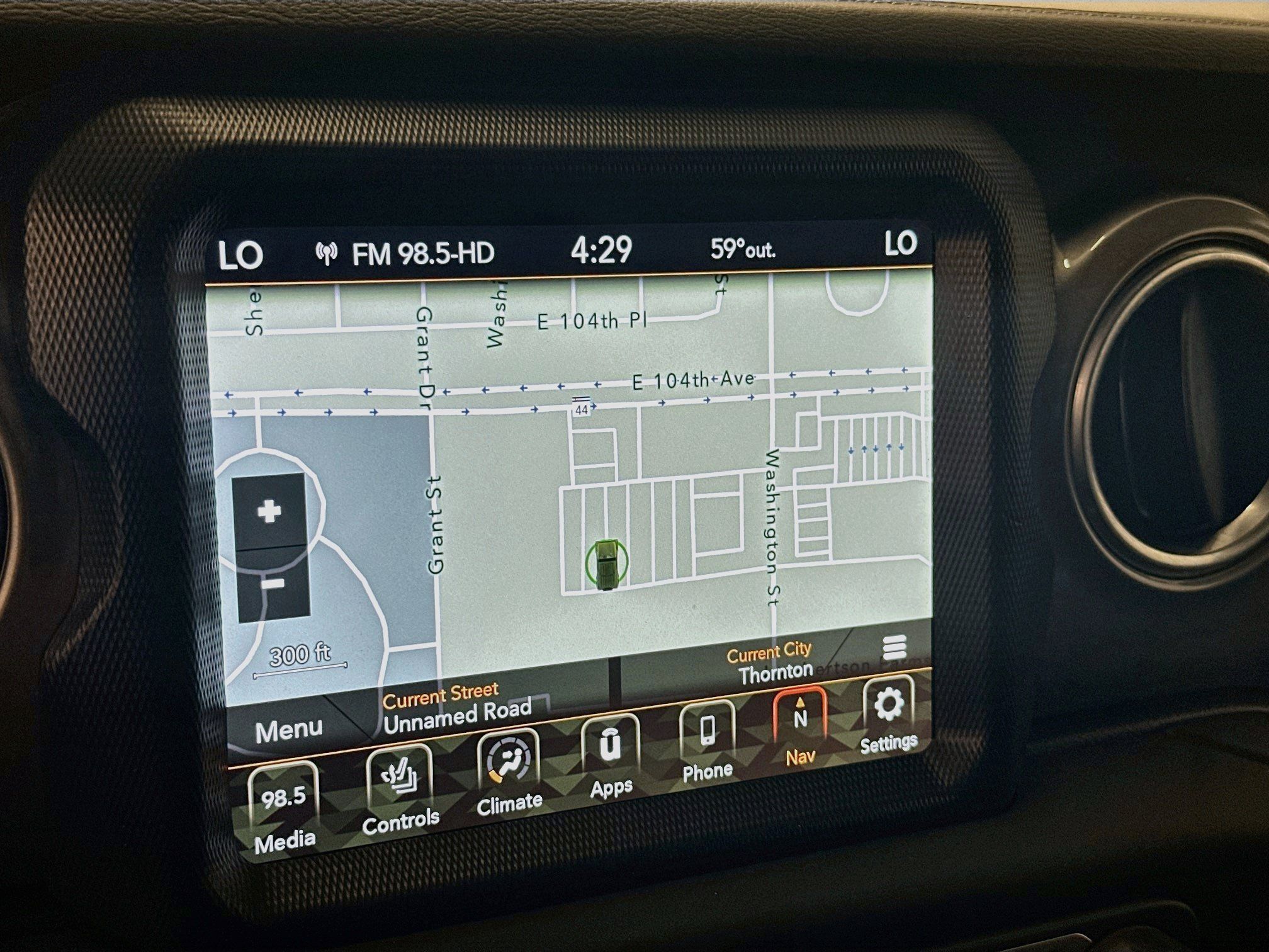 Used 2018 Jeep Wrangler Unlimited Sahara AWD/4WD image 22