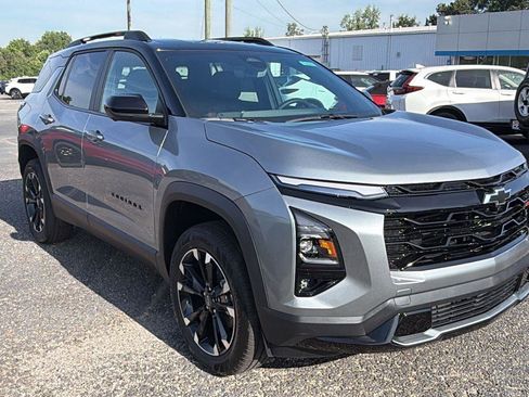 New 2026 Chevrolet Equinox RS w/ Convenience Package III FWD image 6
