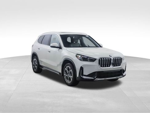 Used 2025 BMW X1 xDrive28i w/ Convenience Package image 8