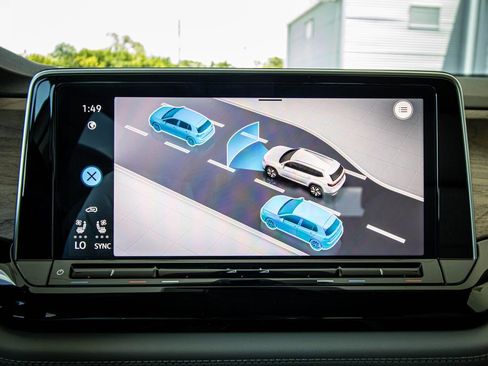 New 2026 Volkswagen Atlas SE FWD image 44