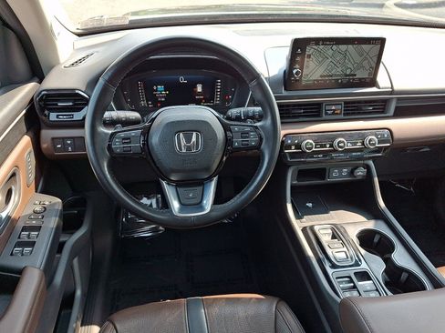Certified 2023 Honda Pilot Elite image 11