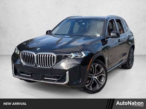 Used 2024 BMW X5 xDrive40i AWD/4WD image 1