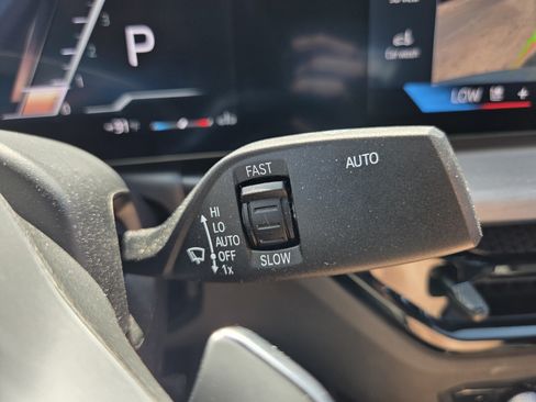 Certified 2025 BMW 330i Sedan RWD image 29