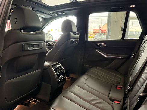 Used 2019 BMW X5 xDrive40i w/ Convenience Package AWD/4WD image 26