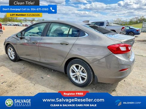 Used 2017 Chevrolet Cruze LT FWD image 3
