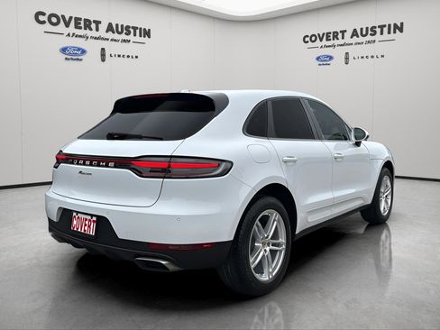 Used 2020 Porsche Macan AWD/4WD image 3
