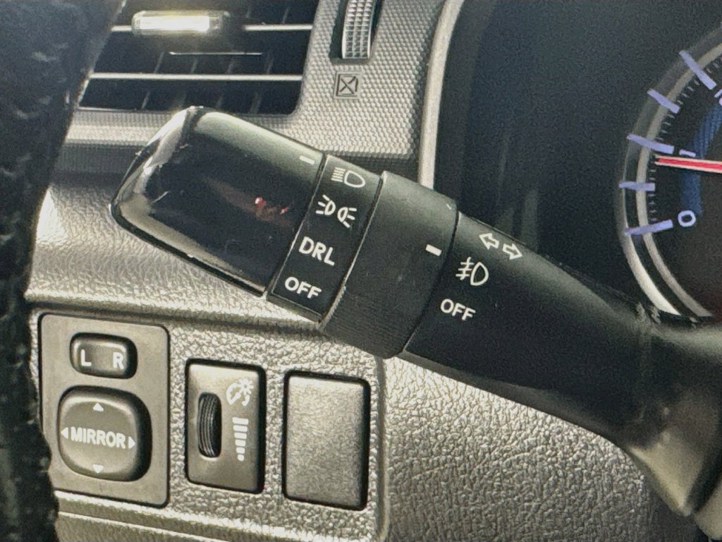 Used 2018 Toyota 4Runner SR5 AWD/4WD image 12
