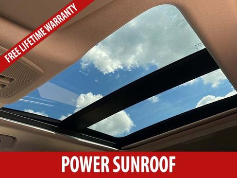 New 2026 Nissan Kicks SR w/ SR Premium Package FWD image 11