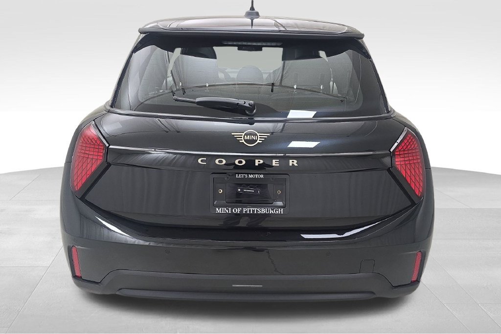 New 2027 MINI Cooper 2-Door Hardtop FWD image 9