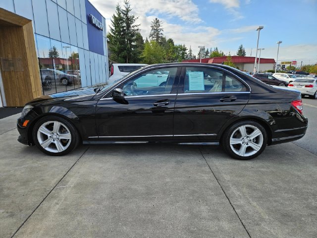 Used 2011 Mercedes-Benz C 300 4MATIC Sedan image 8