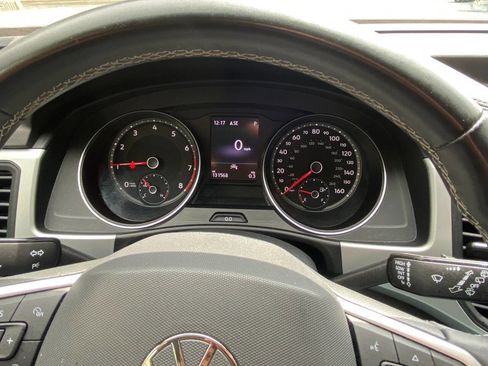 Used 2021 Volkswagen Atlas SE image 22