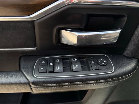 Used 2022 RAM 2500 Laramie image 10