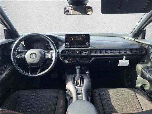 Used 2023 Honda HR-V Sport image 14