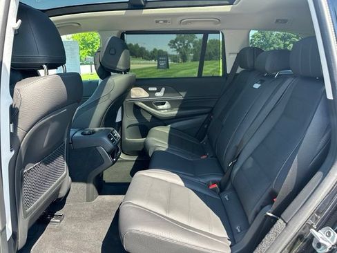 Used 2026 Mercedes-Benz GLS 450 4MATIC image 20