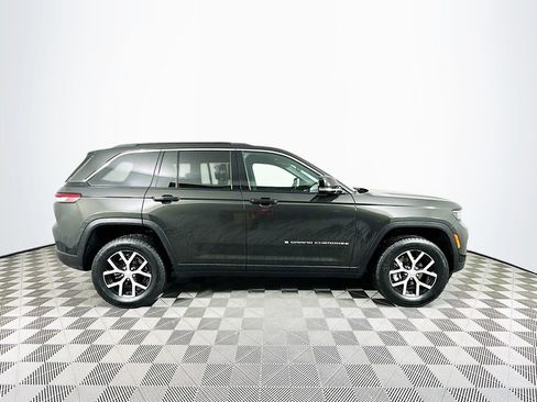 Certified 2024 Jeep Grand Cherokee Limited image 13