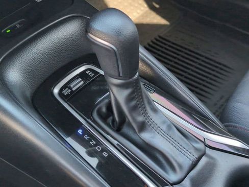 Used 2024 Toyota Corolla SE w/ SE Premium Package image 21