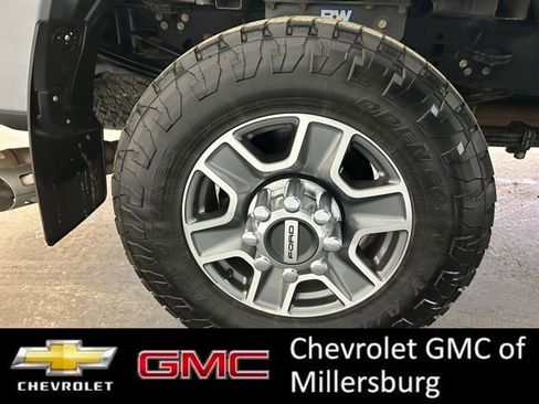 Used 2023 Ford F350 Lariat AWD/4WD image 12