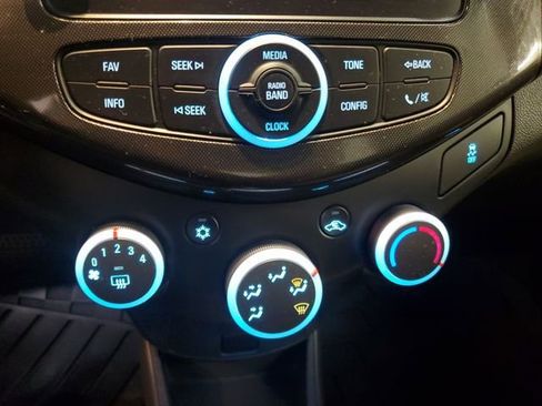 Used 2014 Chevrolet Spark LS image 19