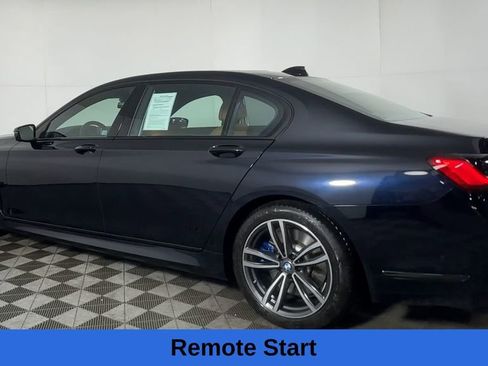 Used 2022 BMW 740i xDrive w/ Luxury Rear Seating Package image 10