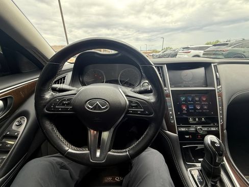 Used 2018 INFINITI Q50 Luxe w/ Cargo Package (L95) RWD image 21