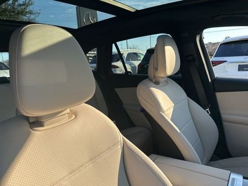 New 2026 Mercedes-Benz GLC 300 4MATIC image 30