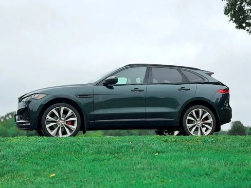 Used 2017 Jaguar F-PACE S AWD/4WD image 28