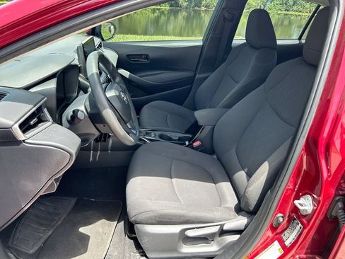 Certified 2022 Toyota Corolla LE FWD image 11